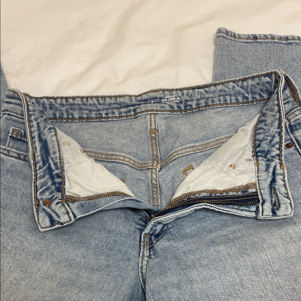 Old Navy Light Blue Straight Leg Jeans - Picture 3 of 4